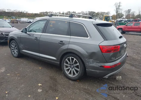 2018 Audi Q7 3.0T Premium z USA, uszkodzony, nr VIN WA1LAAF77JD045946